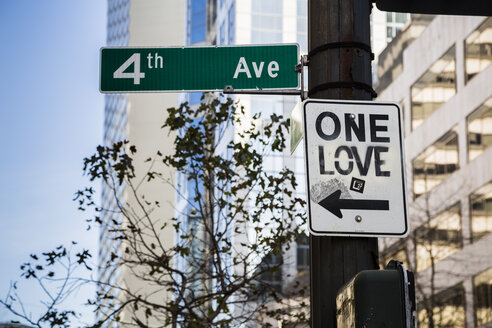 USA, Washington, Seattle, One Love Sign - NGF000252