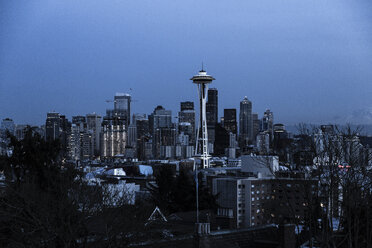 USA, Washington, Seattle, Stadtbild bei Nacht - NGF000254