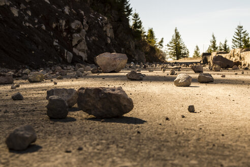 USA, Washington, Seattle, Mount Rainier National Park, stones on mountain road - NGF000257