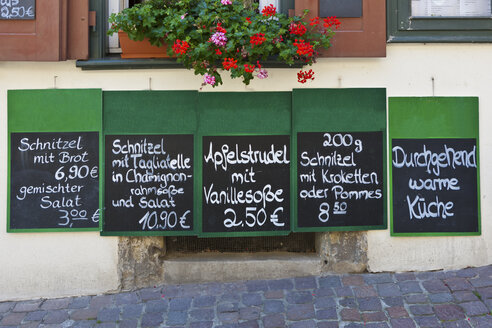 Weinstube in Bad Wimpfen, Beschilderung, Speisekarte - AMF004734