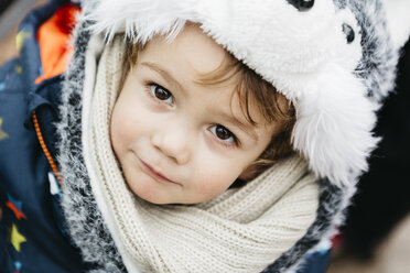 Portrait of little boy wearing warm clothing - JRFF000391