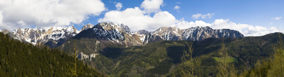 Österreich, Steiermark, Panorama der Eisenerzer Alpen, Bergmassiv Reiting - AMF004745