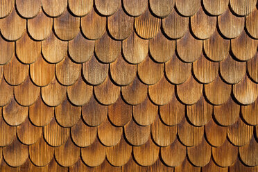 Wood shingles, close-up - UMF000809