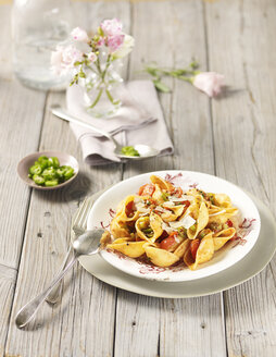 Pasta with tomato sauce and chili - CHF000095