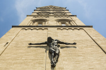 Germany, Dusseldorf, Jesus statue at Church of Saint Roch - TAMF000372