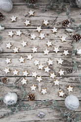 Cinnamon stars and christmas decoration - LVF004594