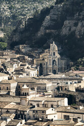 Italy, Sicily, Province of Ragusa, Ragusa, Val di Noto, cityscape - CSTF000962