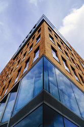 Germany, Hamburg, corner of modern building at Hafencity seen from below - HOHF001389