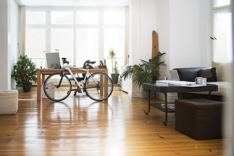 Interieur eines modernen informellen Büros, lizenzfreies Stockfoto