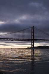 Portugal, Lisbon, 25 de Abril Bridge - MAUF000281