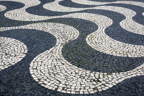 Portugal, Lissabon, Fußgängerzone, lizenzfreies Stockfoto