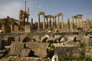 Tunesien, Gouvernement Beja, Römische Ruine von Dougga - DSGF001063