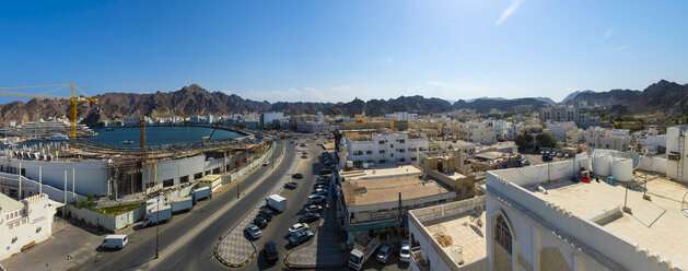 Oman, Muscat, Blick auf die Bahiri Road - AMF004812