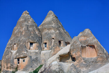 Türkei, Kappadokien, Goereme, Blick auf Felsenwohnungen - DSGF001143