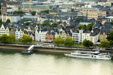 Deutschland, Köln, Blick auf Stadtbild von oben - TAMF000429