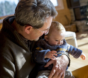 Father with his baby boy at home - ZOCF000006