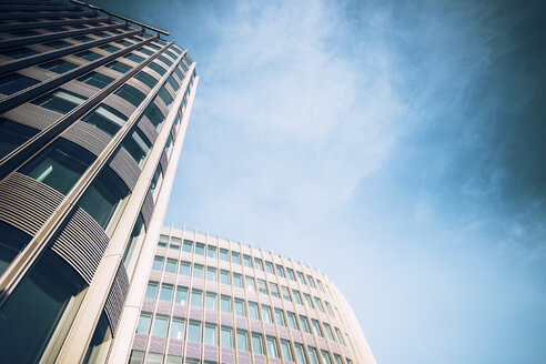 Deutschland, Berlin, Büroturm von Ernst und Young - CMF000372