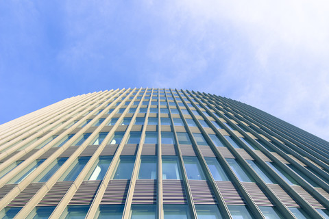 Deutschland, Berlin, Büroturm von Ernst und Young, lizenzfreies Stockfoto