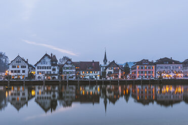 Schweiz, Thurgau, Gottlieben am Abend - KEBF000355