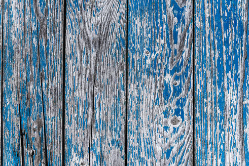 Stäbe mit abblätternder blauer Farbe, Nahaufnahme - LCF000015