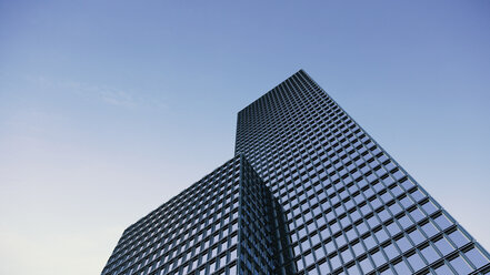 3D-Rendering, modern high-rise buildings - UWF000830