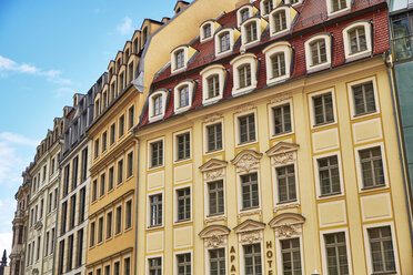 Deutschland, Dresden, Altstadt, sanierte Fassaden - BSCF000520