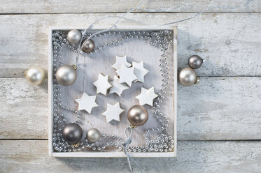 Christmas baubles and cinnamon stars - ASF005874