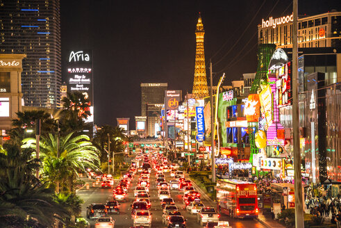 USA, Nevada, Las Vegas at night - LEF000053