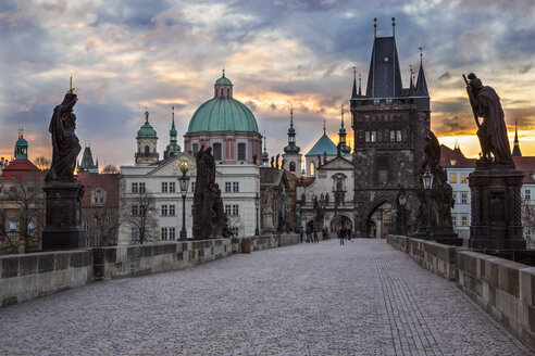 Czechia, Prague, Charles Bridge at sunrise - YRF000095