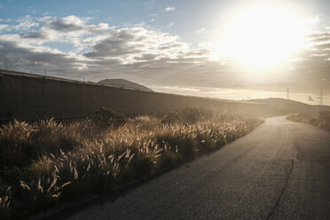 Spain, Tenerife, road against the sun - SIPF000346