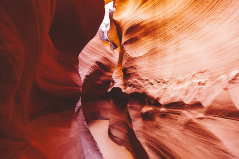 USA, Arizona, Page, Lower Antelope Canyon - GIOF000829