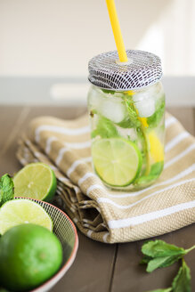 Fresh Mojito in glass with drinking straw - JPF000128
