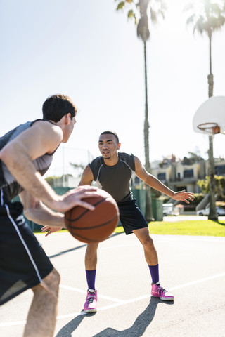 USA, Los Angeles, Basketballtraining, lizenzfreies Stockfoto