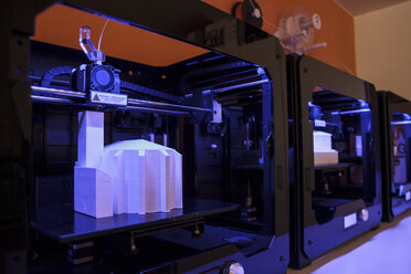 3D models being printed in 3d printers - ABZF000342