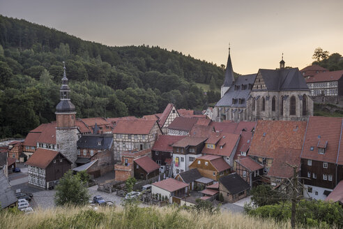 Deutschland, Sachsen-Anhalt, Stolberg, Blick auf das Dorf und die Burg Stolberg - PVCF000828
