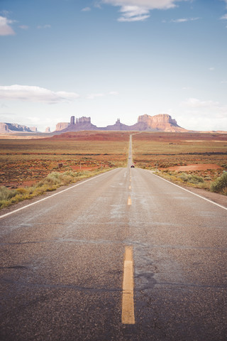 USA, Arizona, Straße zum Monument Valley, lizenzfreies Stockfoto