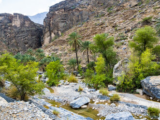 Oman, Jebel Akhdar, Al Batinah, Panoramablick auf Wadi Bani Awf - AMF004847