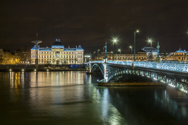 France, Lyon, Saone river and bridge at night - JUNF000514