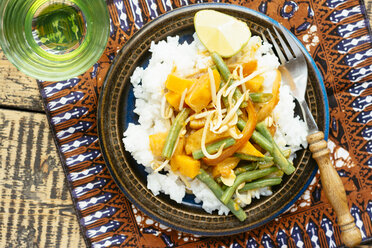 Thai pumpkin curry with green beans and sprouts, rice - HAWF000882