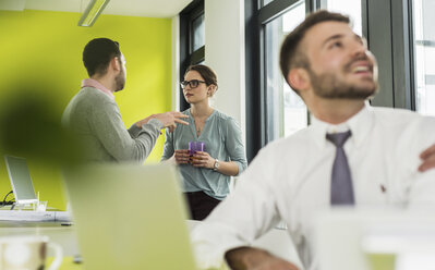 Business meeting in conference room - UUF007181