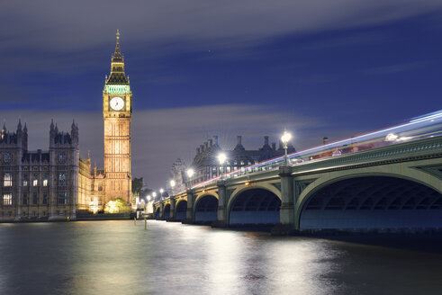 UK, London, River Thames, Big Ben, Houses of Parliament and Westminster Bridge at night - BRF001351