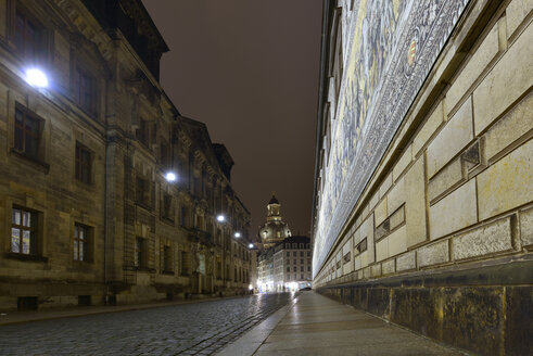 Germany, Saxony, Dresden, old town at night - FDF000156