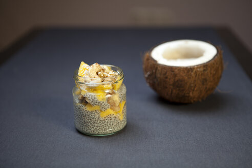 Chia-Pudding im Glas, Kokosnuss - FAF000071