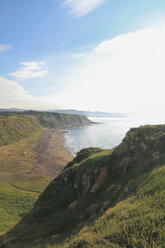 Spanien, Baskenland, Getxo, Azkorri Strand Blick von der Klippe - RTBF000176