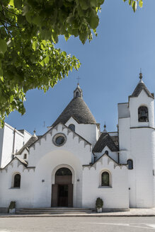 Italien, Apulien, Alberobello, Trullo, Chiesa di Sant'Antonio - CSTF001059