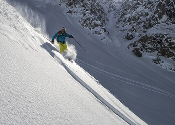 France, Queyras National Park, Off piste, skiing - ALRF000392