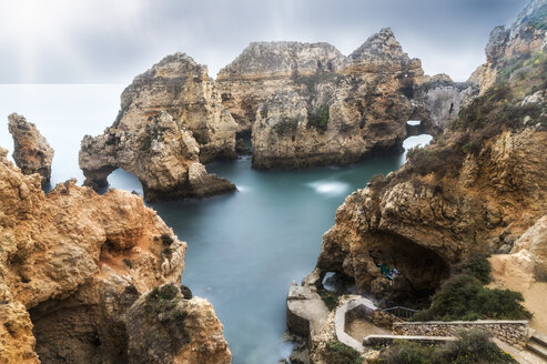 Portugal, Algarve, Lagos, Ponta da Piedade, grotto - FRF000420