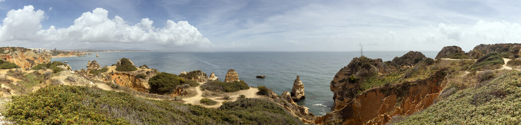 Portugal, Algarve, Lagos, Praia do Camilo, Panoramablick - FRF000425
