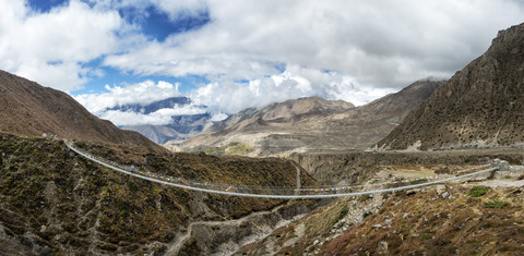 Nepal, Annapurna, Muktinath, Hängebrücke, lizenzfreies Stockfoto