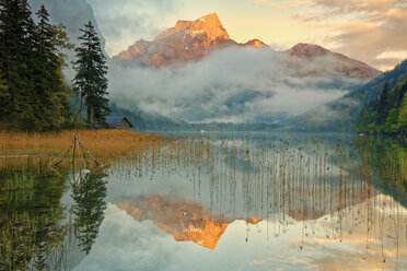 Österreich, Steiermark, Eisenerz, Hochschwab, Pfaffensteiner Berg, Leopoldsteiner See - GFF000584